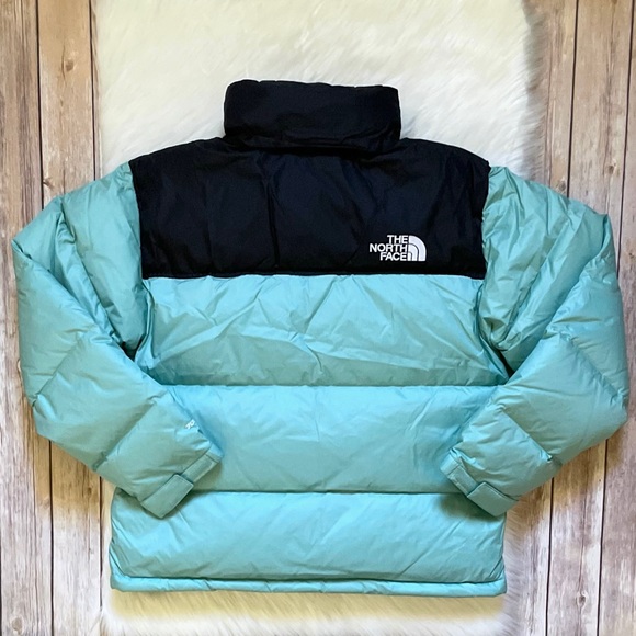 The North Face Men’s 1996 Retro Nuptse Jacket - Picture 7 of 10